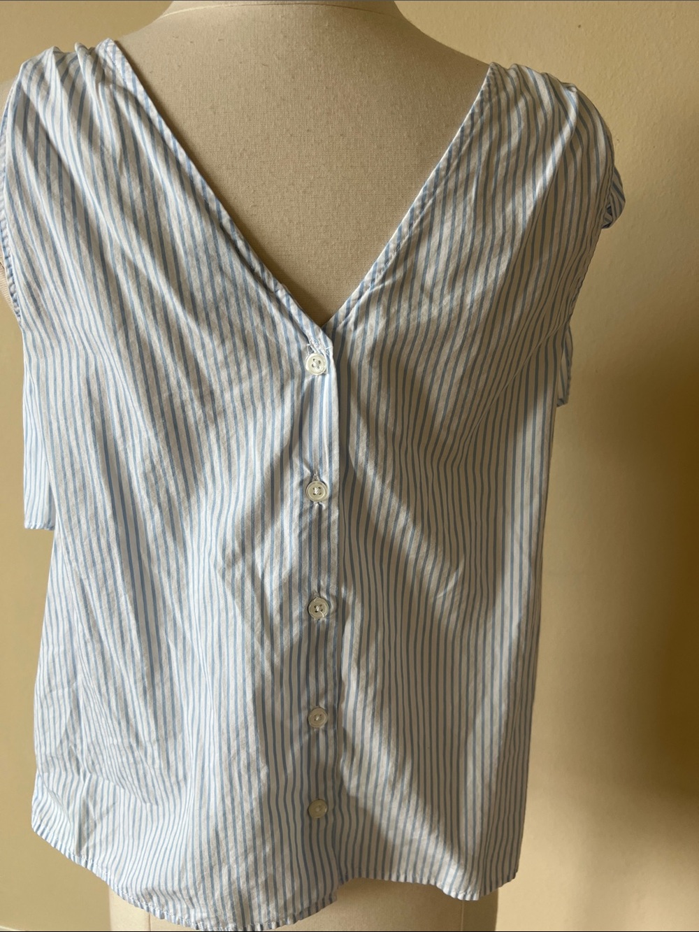 Who What Wear Light Blue & White Striped Tie-Shoulder V-Neck Camisole - Picture 9 of 9